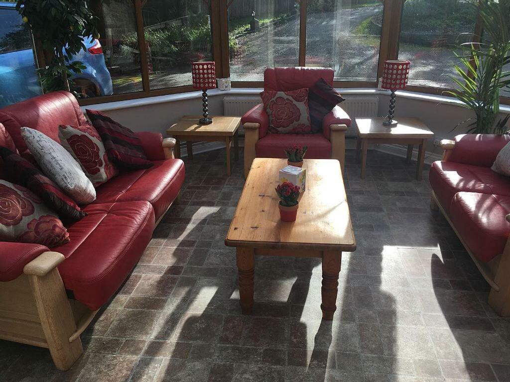 Bedrock Lodge Winterbourne ภายนอก รูปภาพ